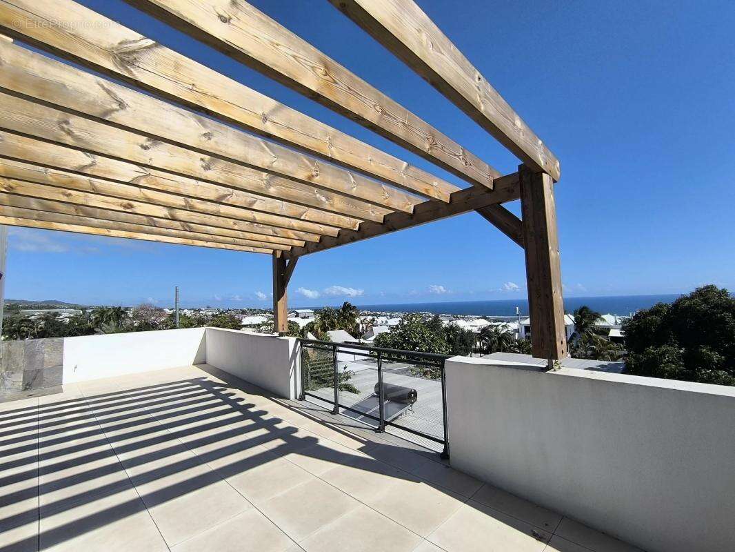 Appartement à SAINT-PIERRE