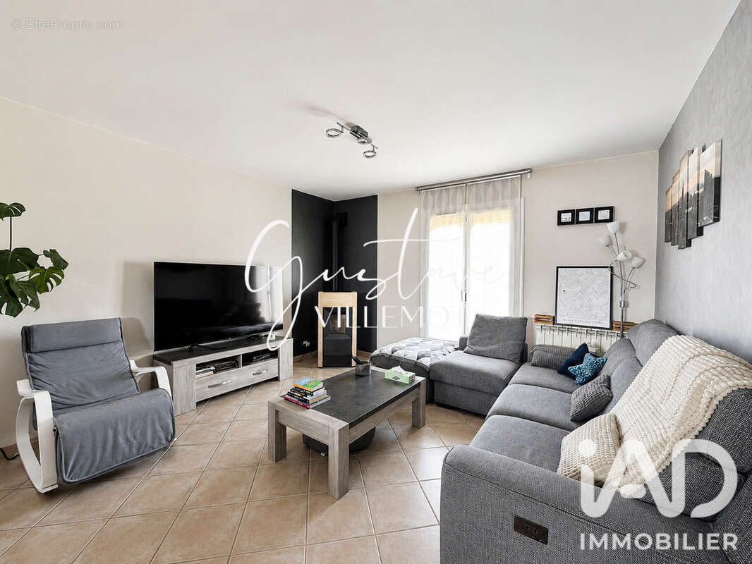 Maison 103 m² à Crepy-En-Valois  - photo 2