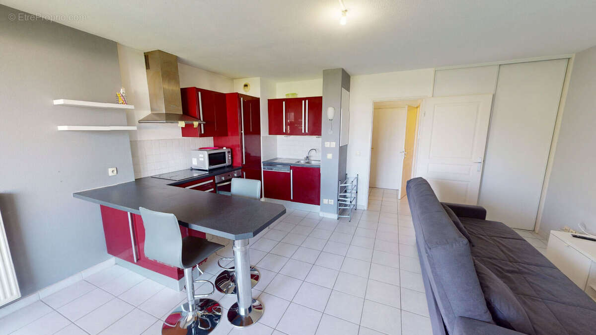 Appartement à SAINT-MARTIN-D'HERES