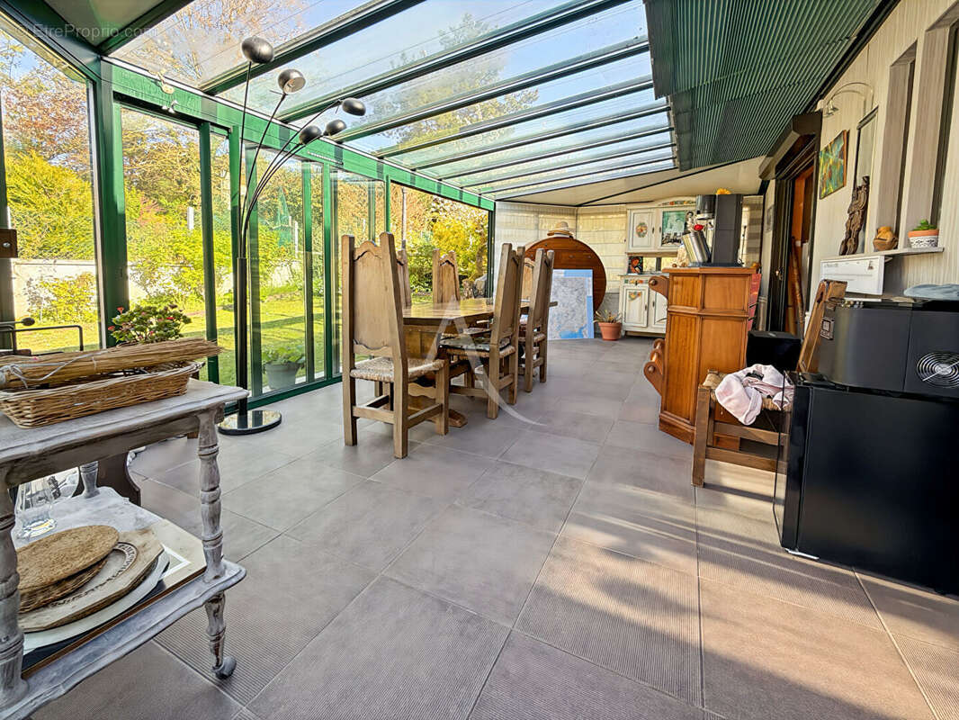 Maison à NEUVILLE-SUR-OISE