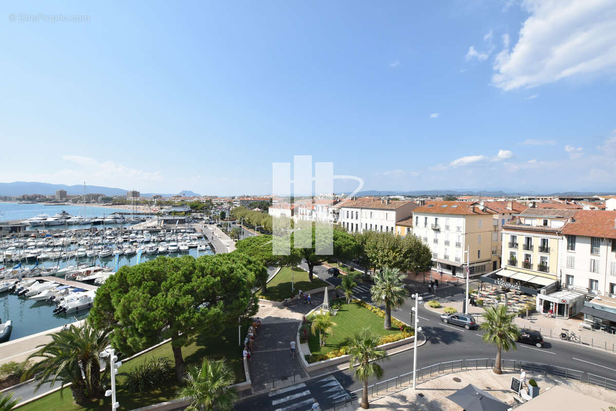 Appartement à SAINT-RAPHAEL