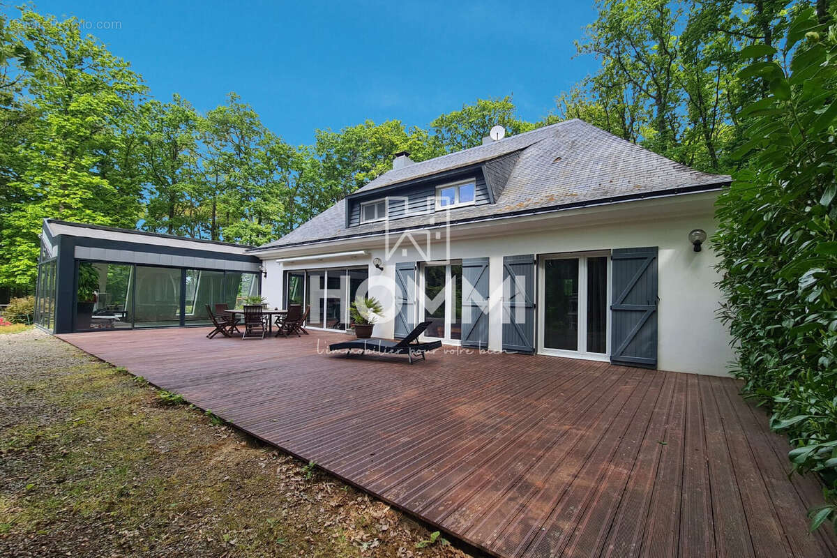 Maison à LE CELLIER