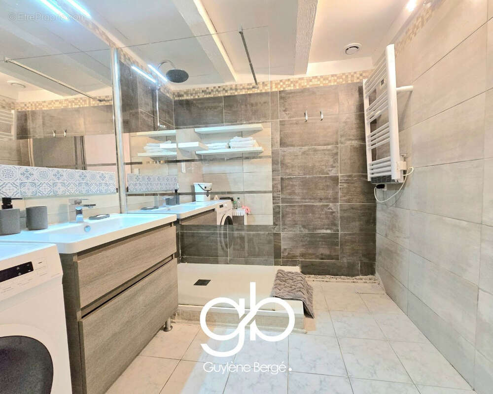 Appartement à AIGUES-MORTES