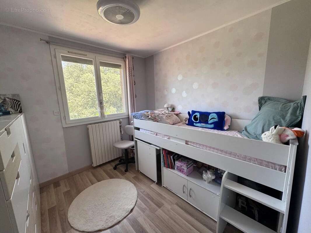 Maison familiale de 178 m² avec piscine sur 1 582 m² de terrain - photo 12