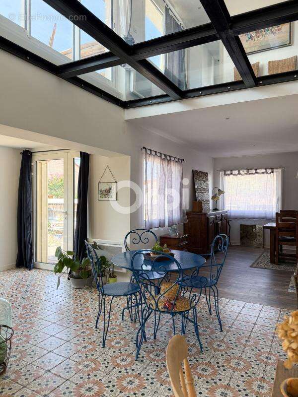 Superbe maison de caractère avec vue mer et potentiel locatif ! - photo 12