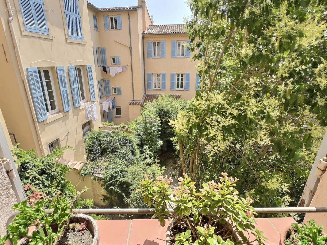 Appartement à AIX-EN-PROVENCE