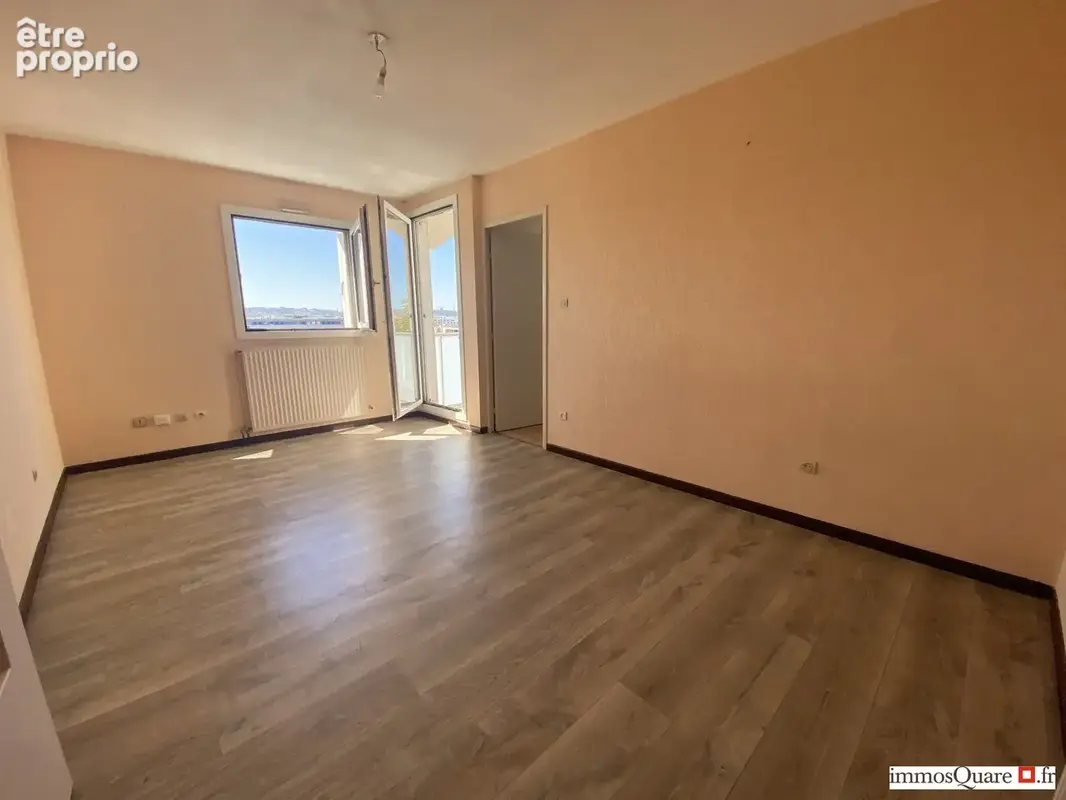 Appartement 46 m² à Lyon-8e  - photo 2