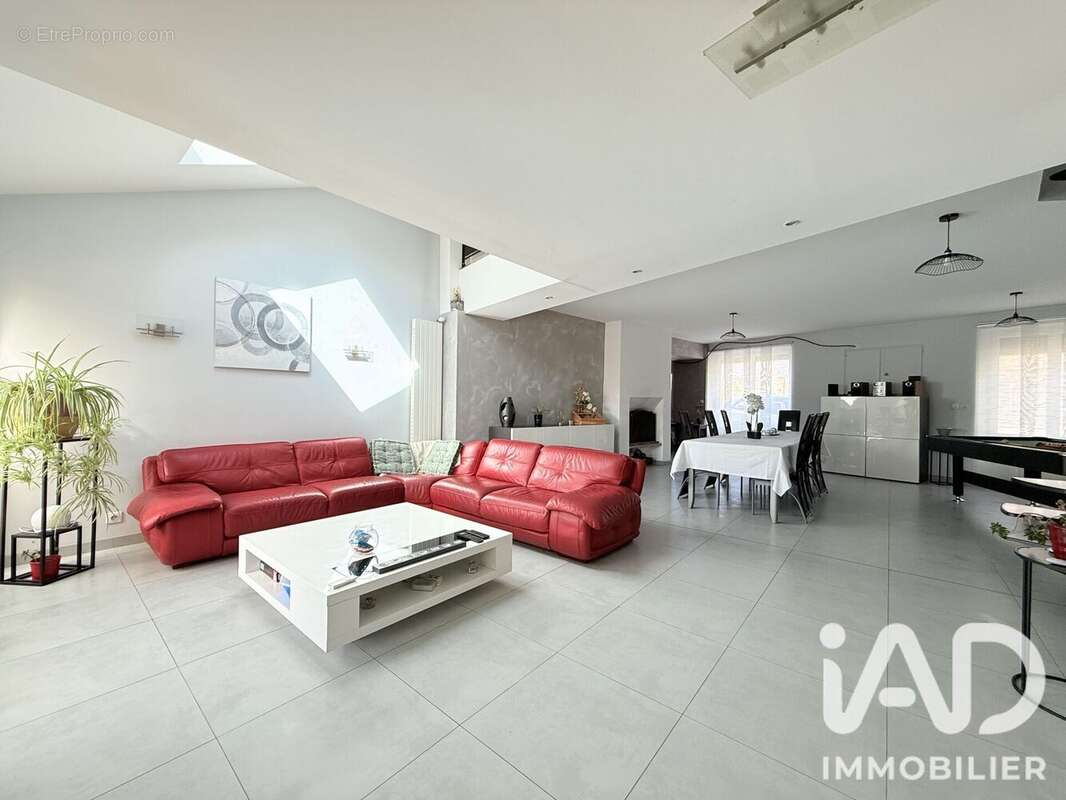 Maison 179 m² à Le Vivier-Sur-Mer  - photo 5