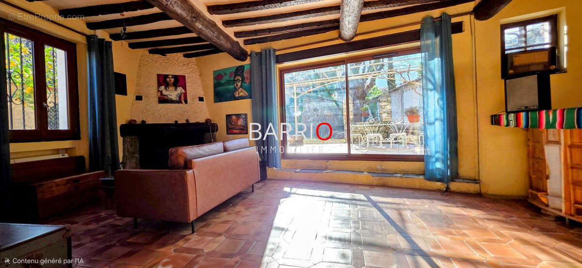 Maison à LAROQUE-DES-ALBERES