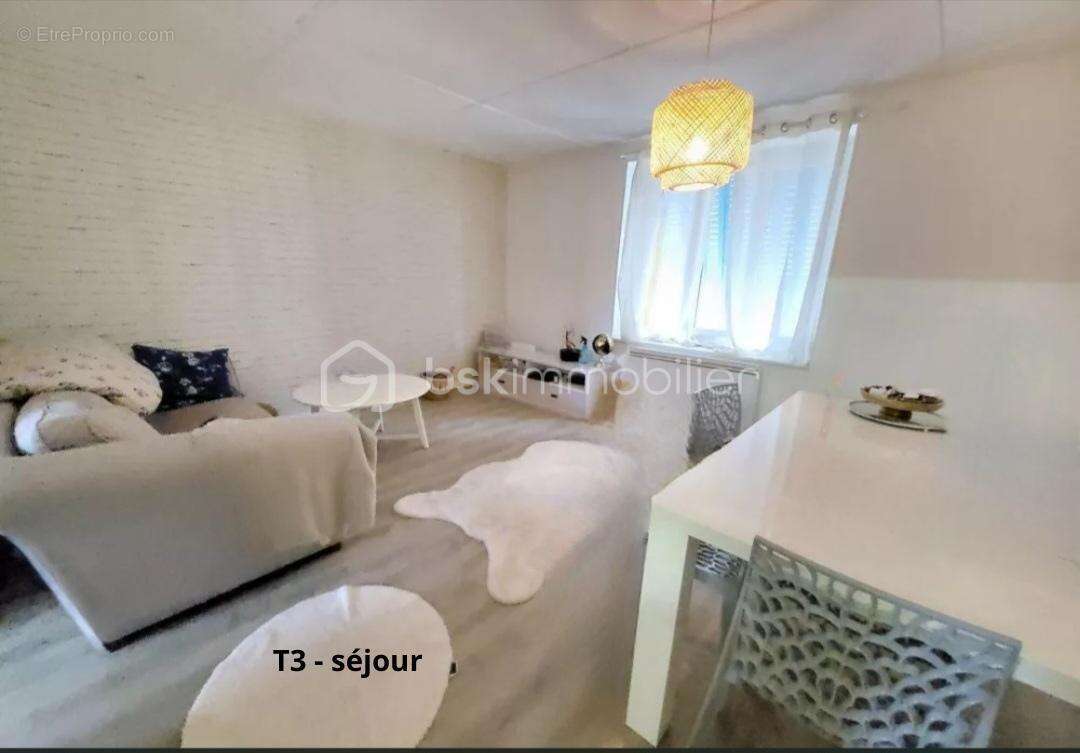 Appartement à CHATILLON-SUR-CHALARONNE