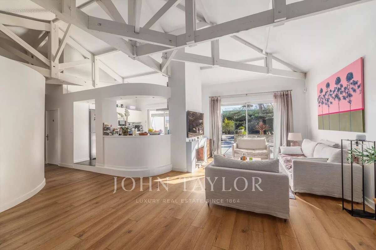 Maison à LE BOUSCAT