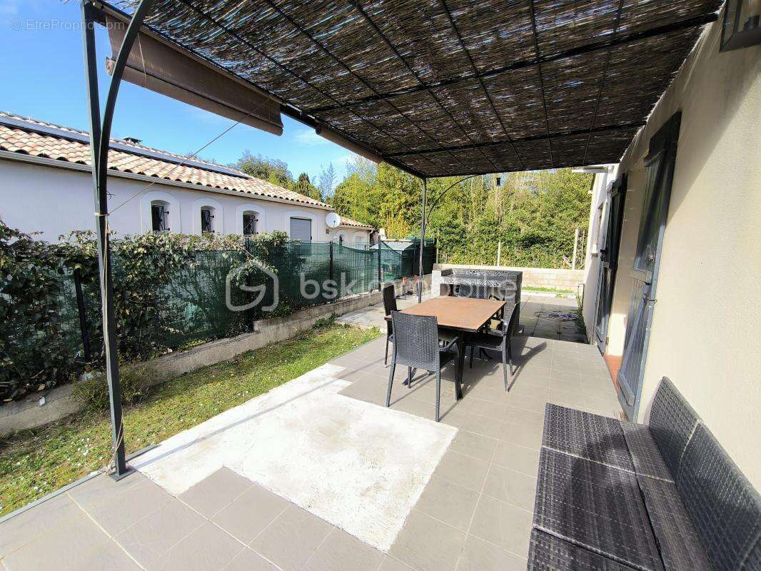 Maison à RIBAUTE-LES-TAVERNES