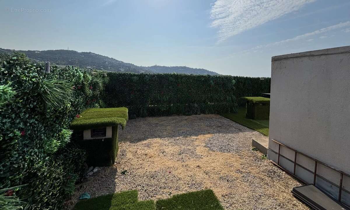 Cannes proche centre - 3P avec superbe rooftop vue sur la mer et les collines - photo 7
