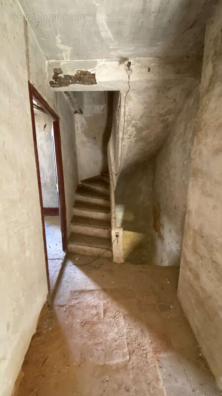 Maison à CRUZY