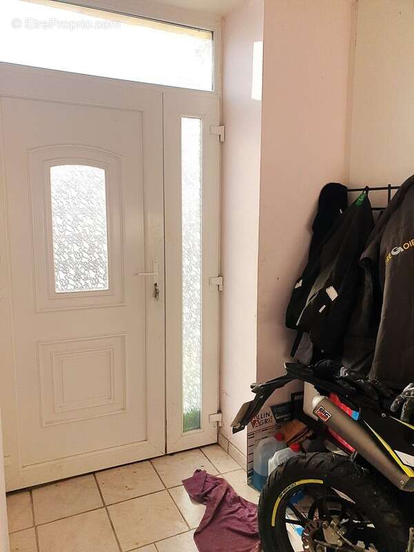 Appartement à BURIE