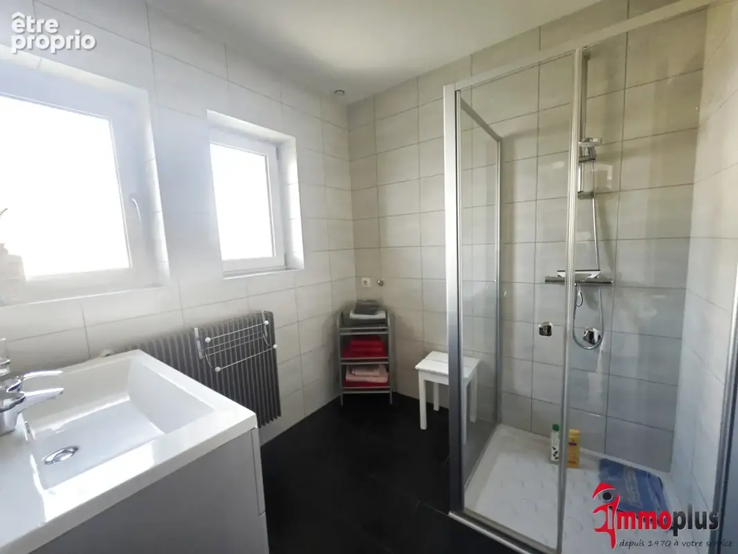 Bouxwiller, belle maison familiale rénovée 7 pièces, 136 m2, 8 ares - confort, espace et tranquillité - photo 8