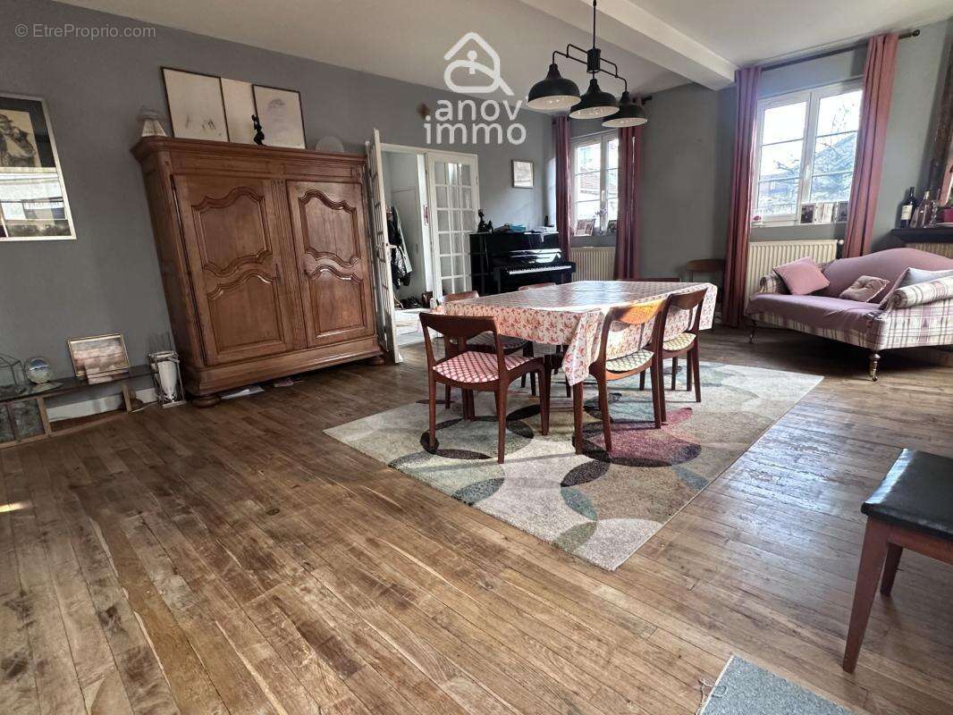 Maison de caractère 260 m2   centre-ville d'angoulême   5 ch - photo 5