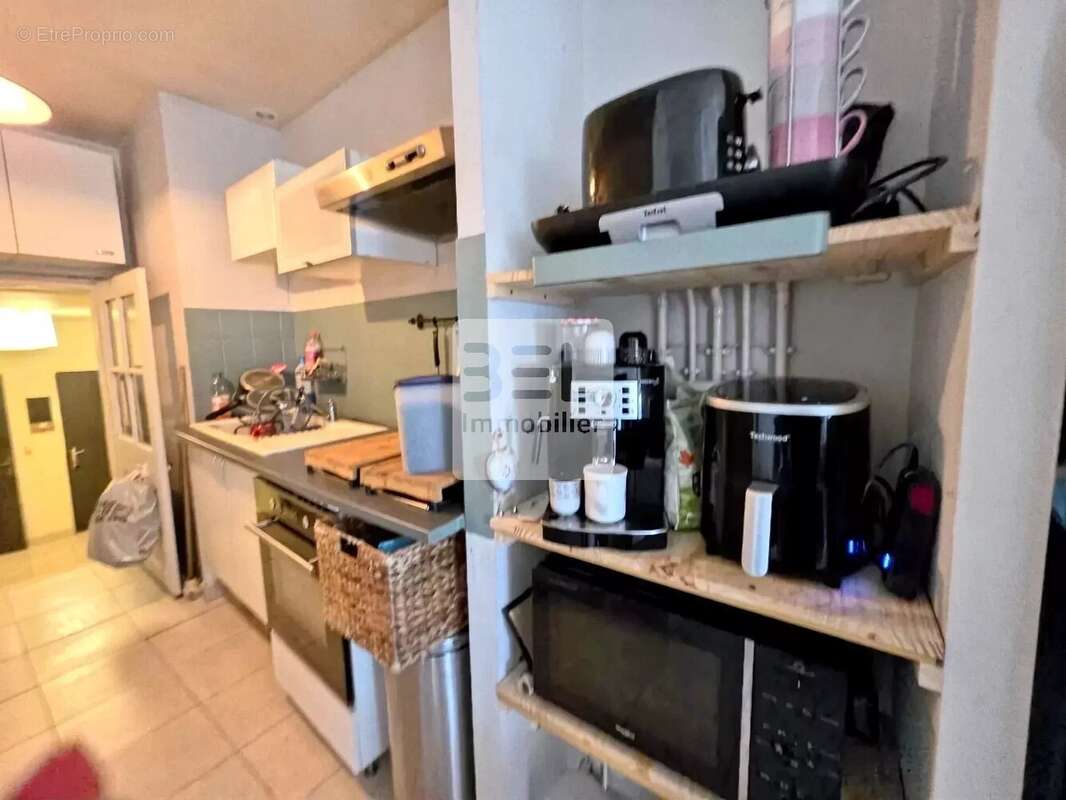 Appartement à LAUDUN-L'ARDOISE