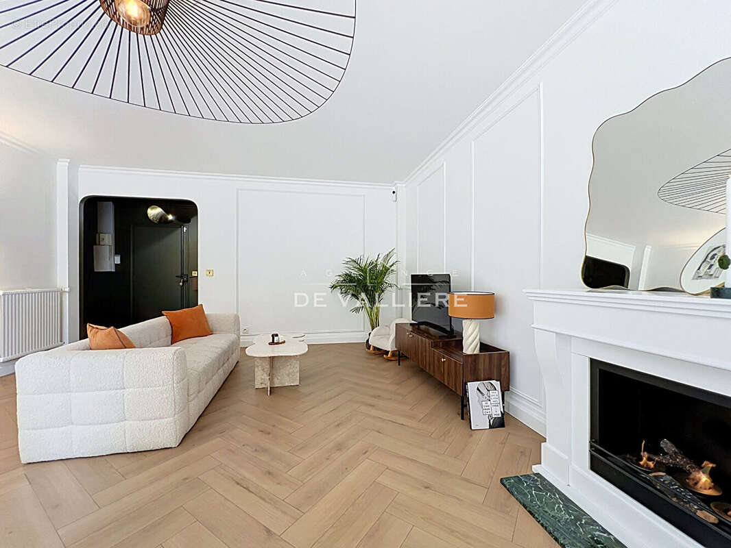 Appartement à NANTERRE