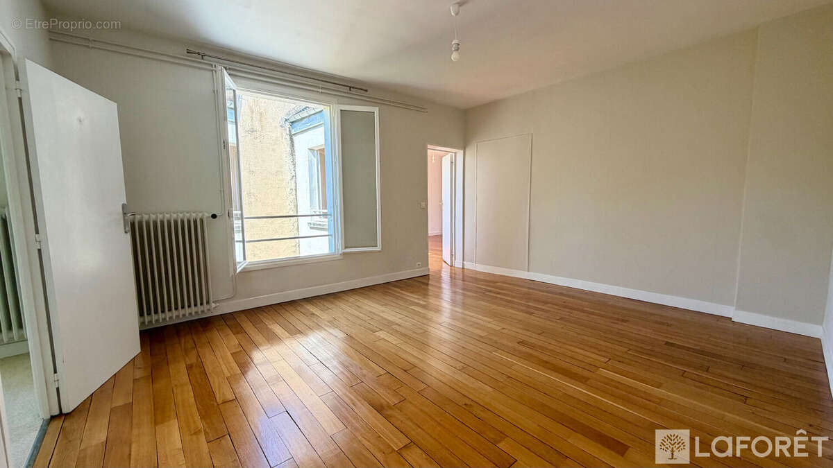 Appartement à FONTAINEBLEAU