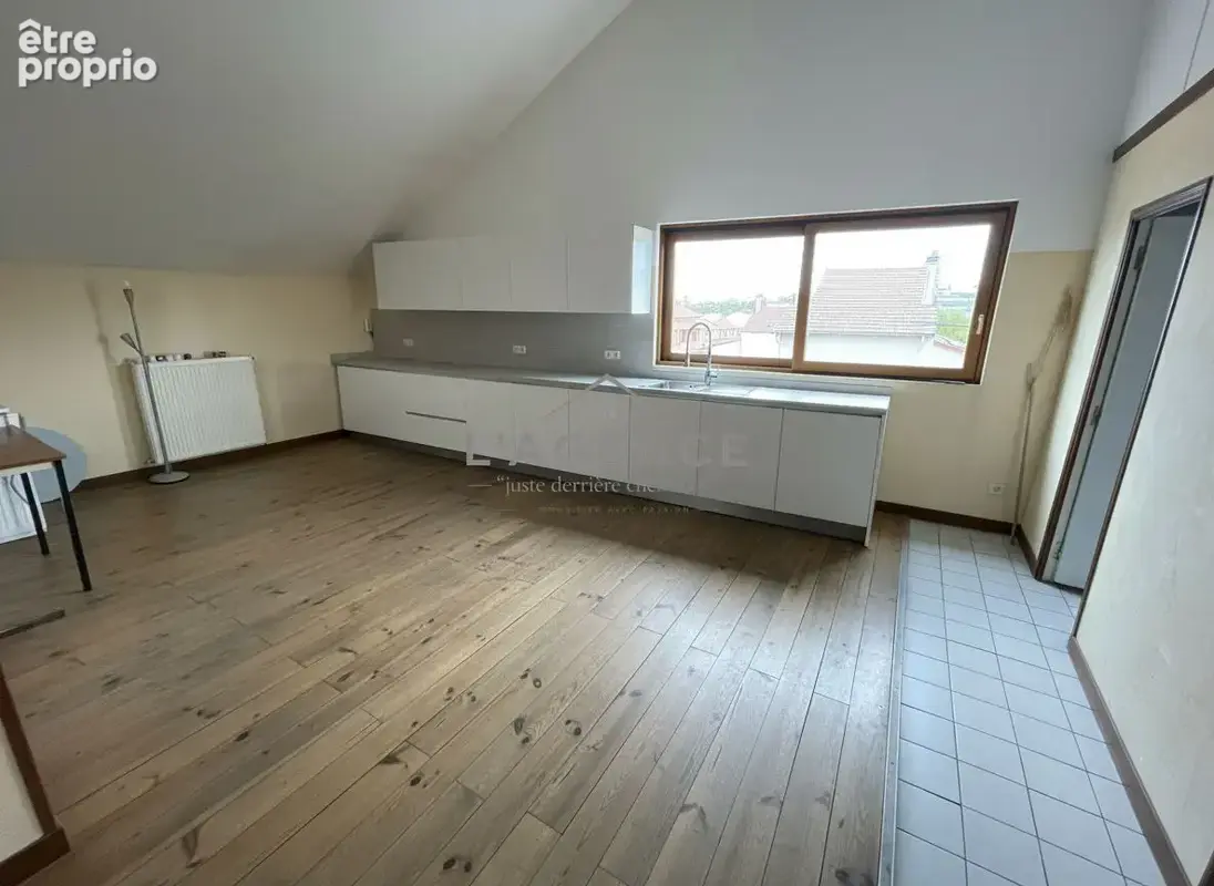 Local d'activité Argenteuil  CENTRE  640 m2 - photo 4