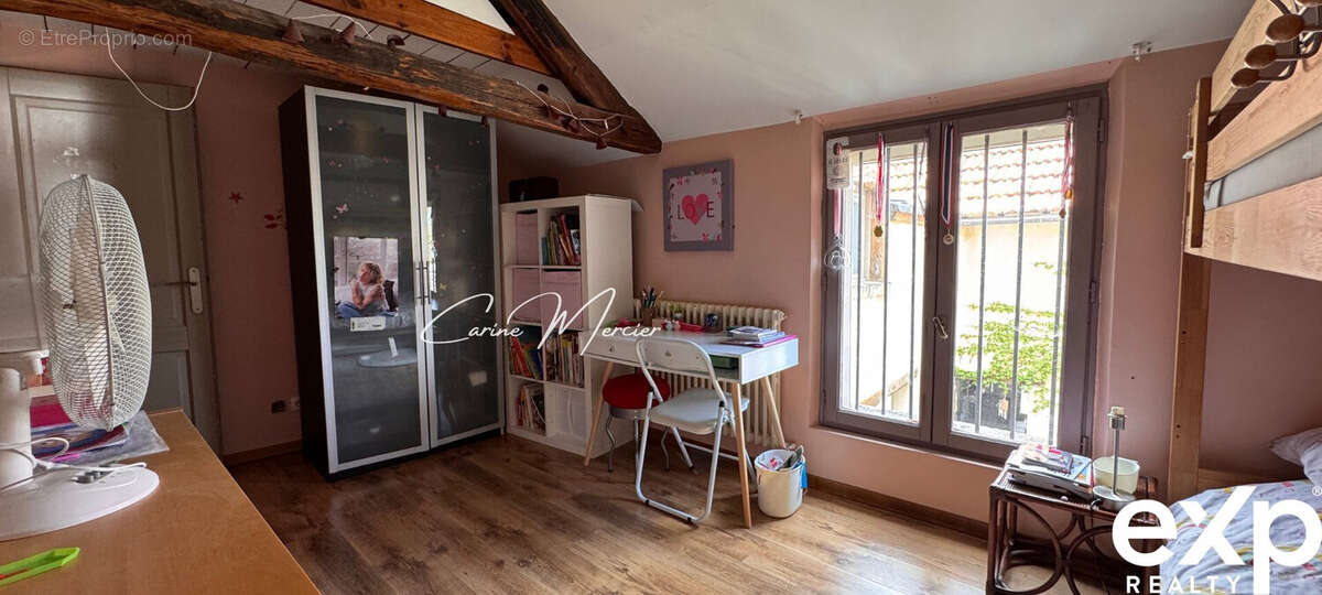 Maison à LE TREMBLAY-SUR-MAULDRE