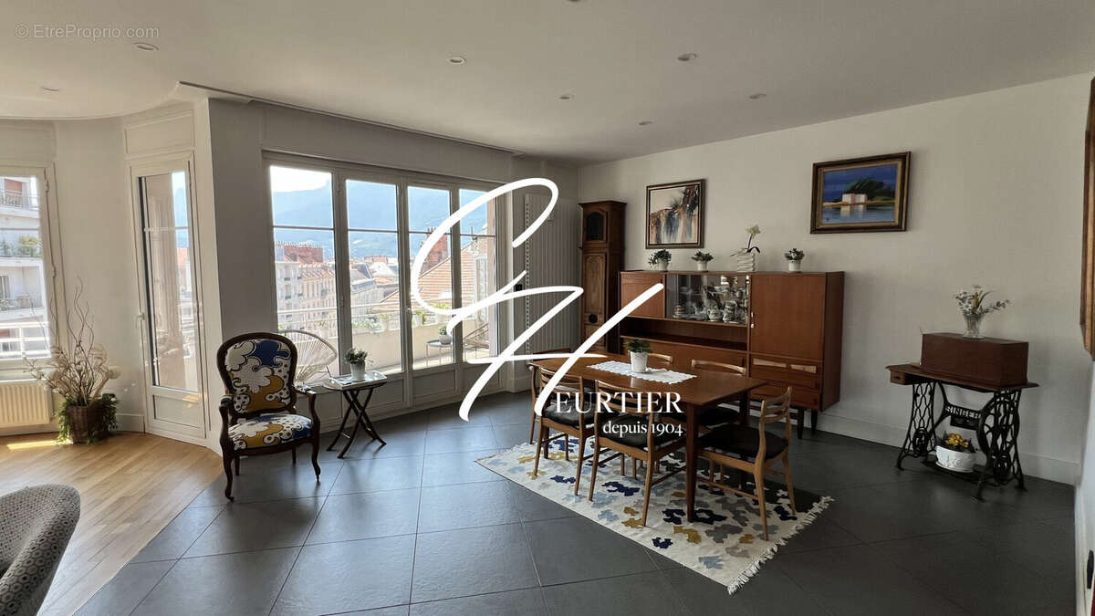 Appartement 197 m² à Grenoble  - photo 8