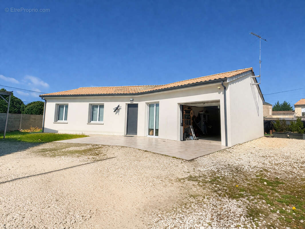 Maison à SAINT-SAVIN
