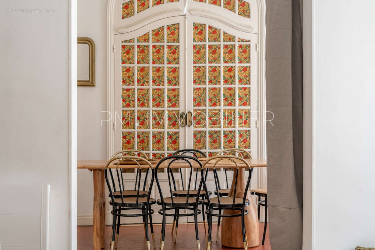 Appartement à MARSEILLE-1E