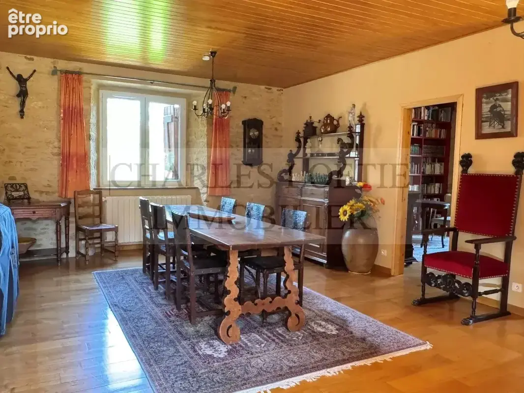 Charmante maison de village avec piscine intérieur dans le bourg d'un village du Bourian - photo 5