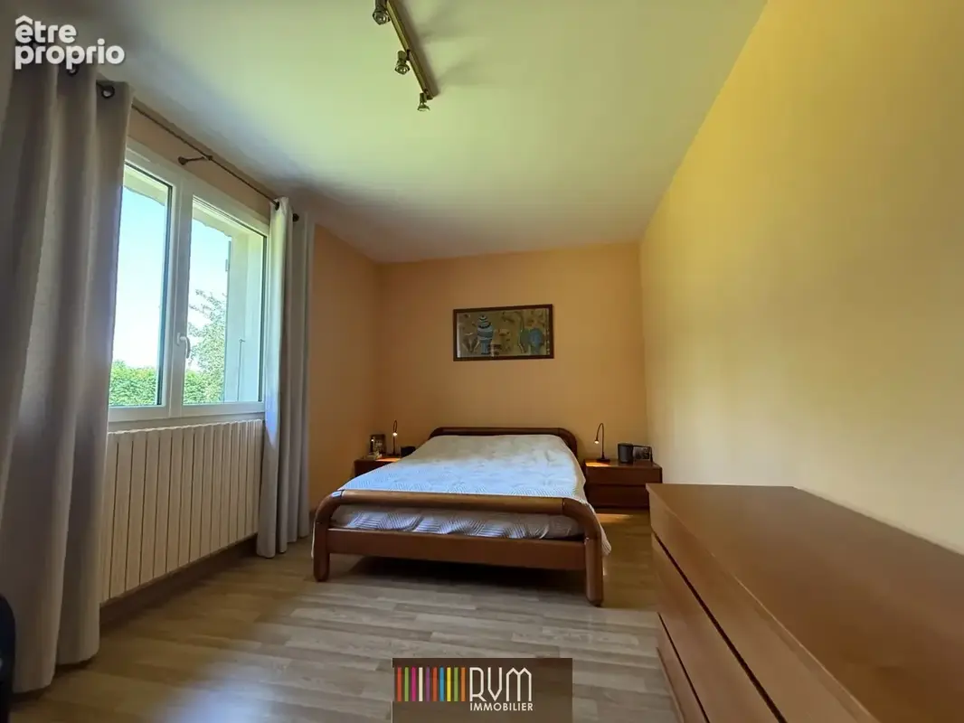 Maison 5 pièces 127 m² à vendre à Montagnat (01250) - photo 9