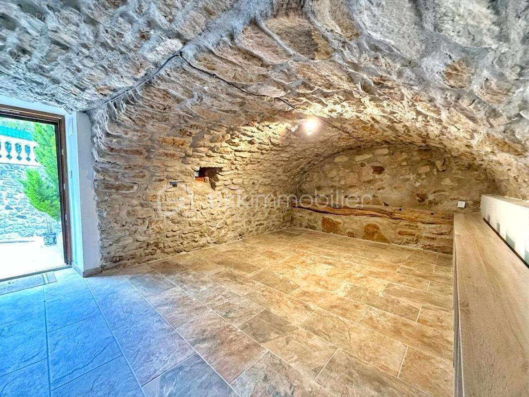 Maison de caractère r+2 – 140 m² – 7 pièces – t3 indépendant – charme & rentabilité - photo 23