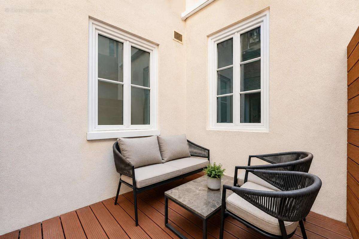 Appartement de 4 pièces de 118 m² à Nîmes - photo 18