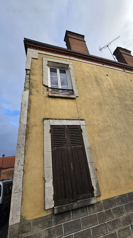 Maison à AUXY