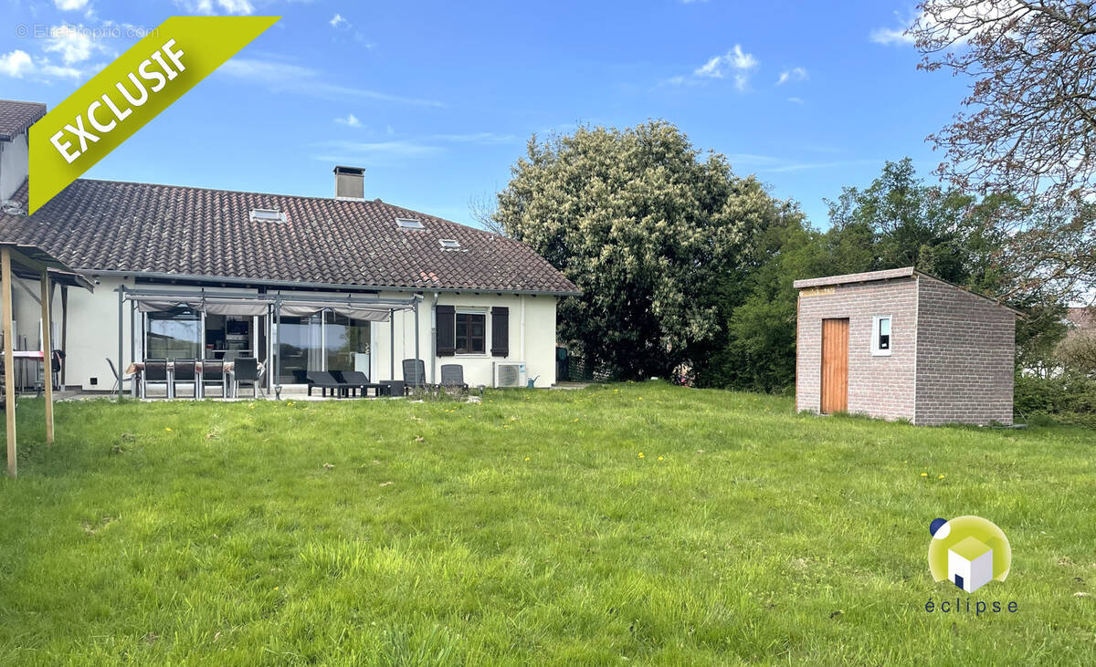 Maison à MONTREVEL-EN-BRESSE