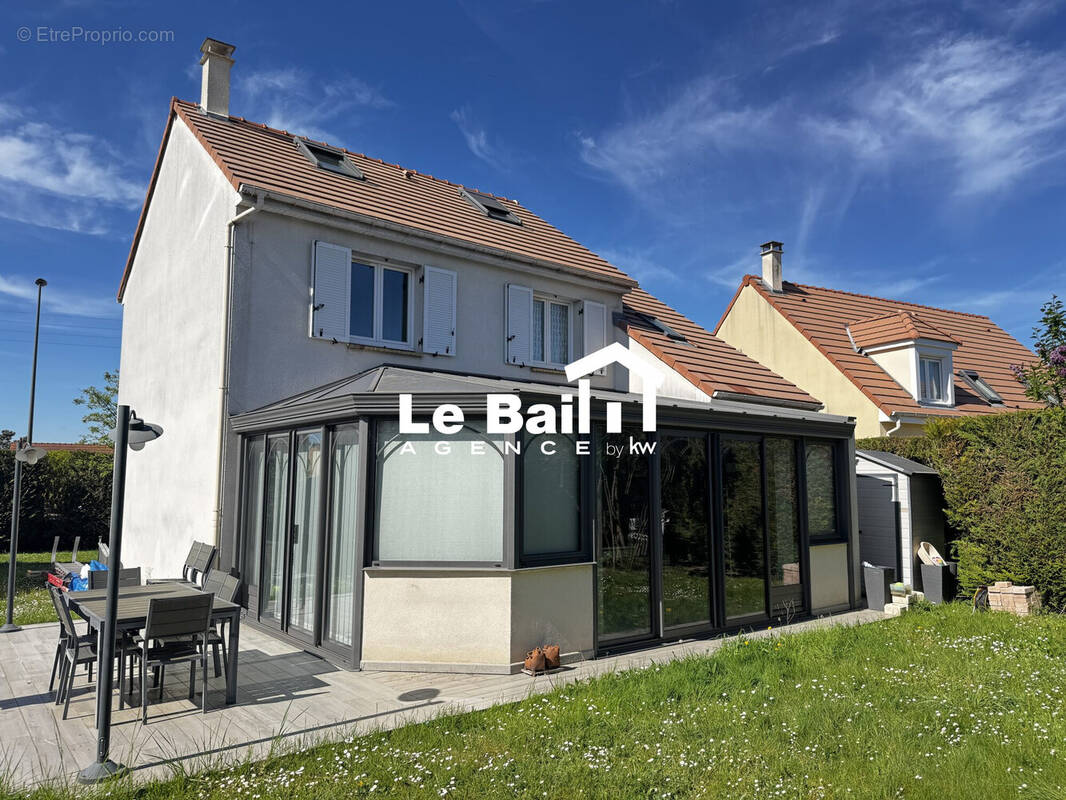 Maison à OSNY