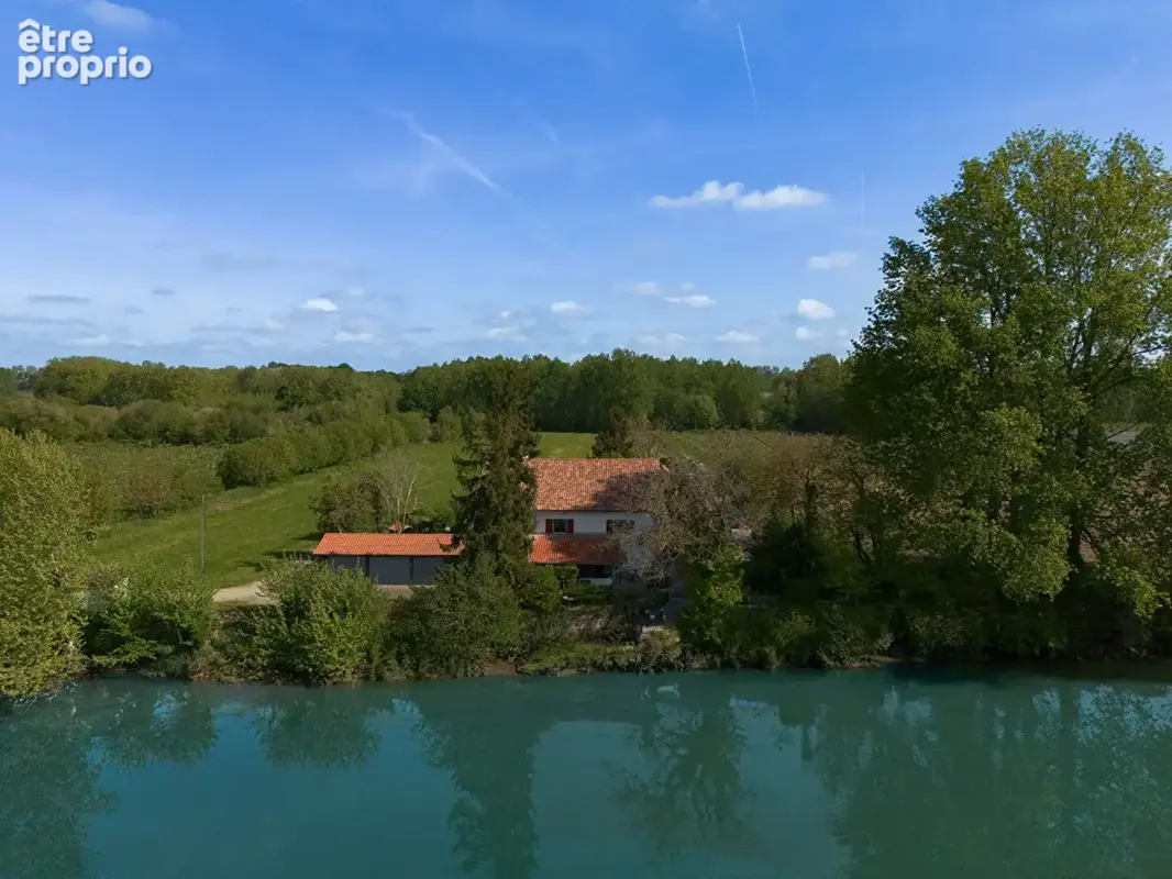 Sur les rives du Gave, 550 m² d'histoire réinventée, prêts à porter votre projet. - photo 5
