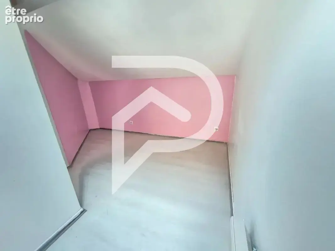 RARE - Appartement T2 bis- SAINT GÉLY - photo 6
