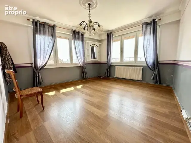 Maison de ville de 136 m2 4 chambres, Grande véranda et un appartement de de type 2 de 42 m2. 2 Garage - photo 3