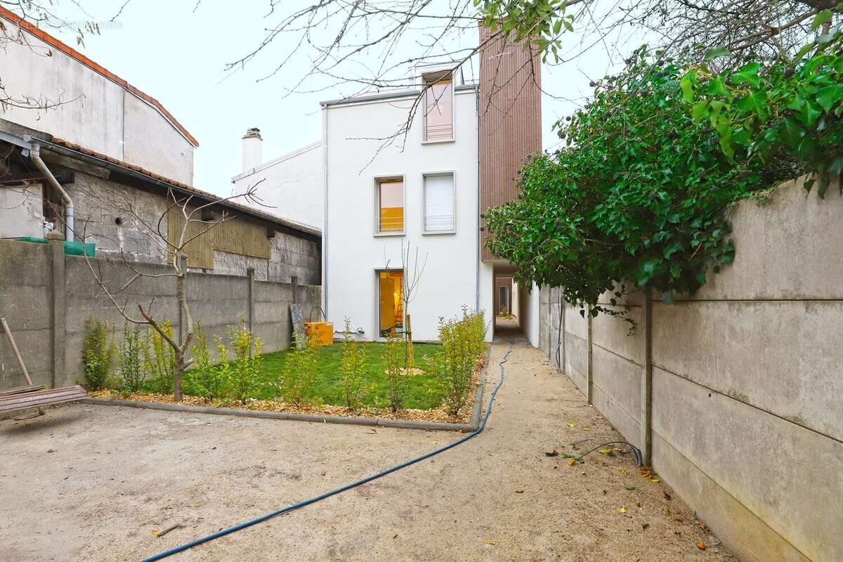 Maison à MONTREUIL