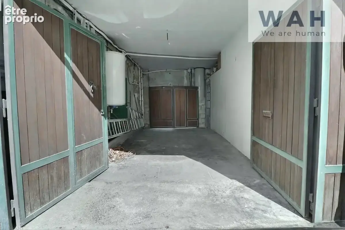 Maison de ville avec 2 studios indépendants, cour et garage - photo 13
