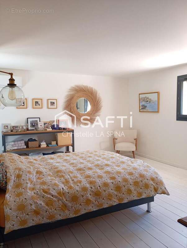 Photo 8 - Maison à COLLIAS