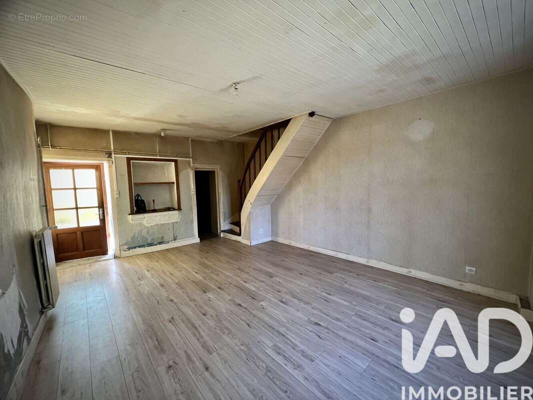 Maison 160 m² à Abjat-Sur-Bandiat  - photo 8