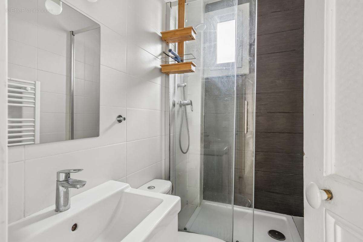 Appartement à PARIS-20E