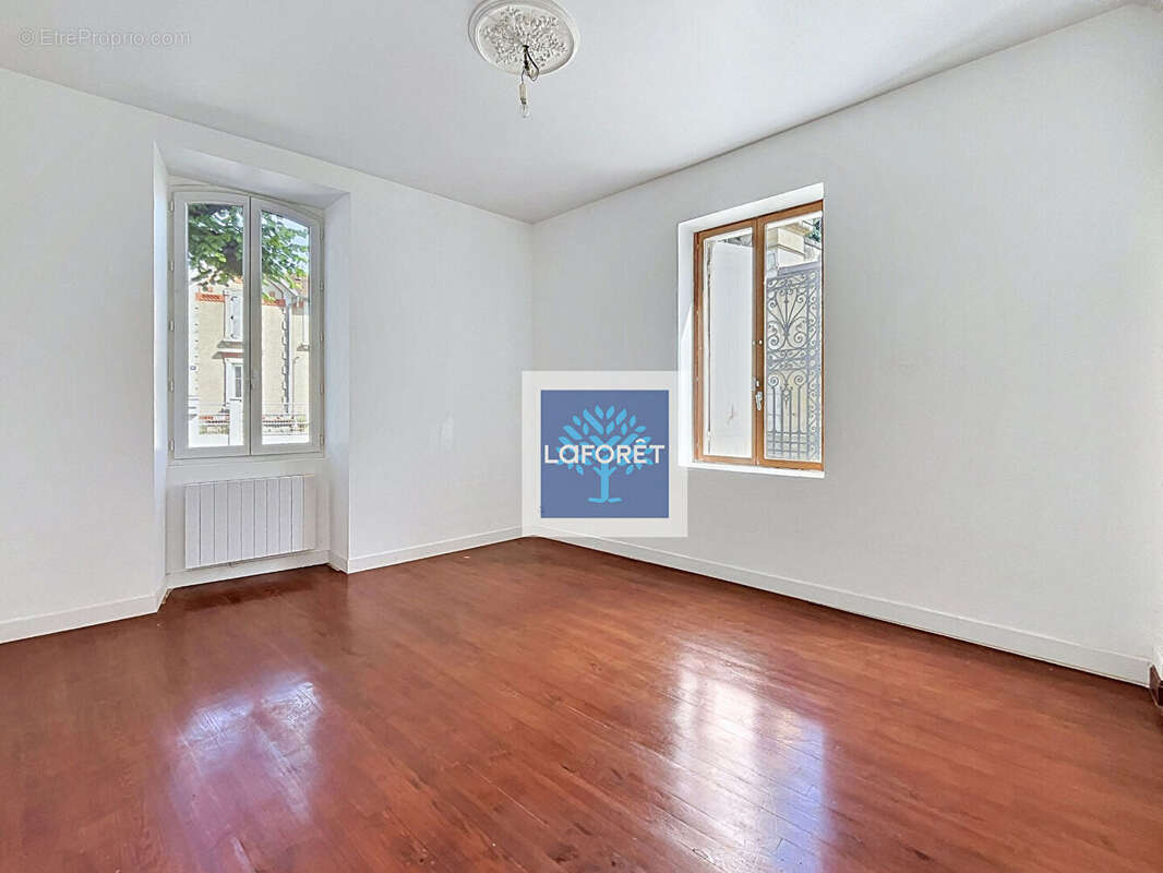 Ensemble immobilier de rapport au coeur Jonzac - photo 6