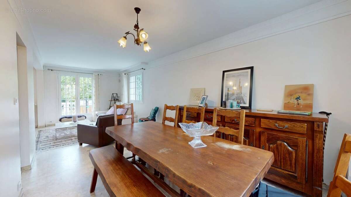 Maison à MONTFERMEIL