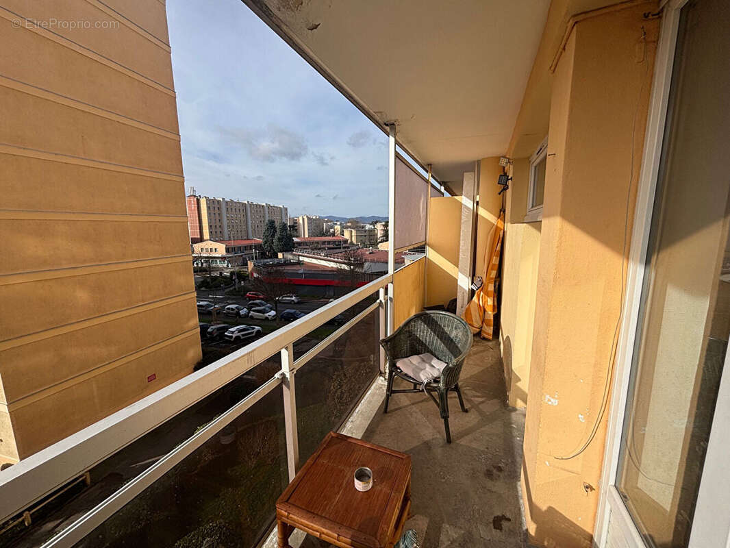 Luminosité, calme et volumes : Bel appartement familial de 82 m² ? Boulevard des Provinces - photo 9