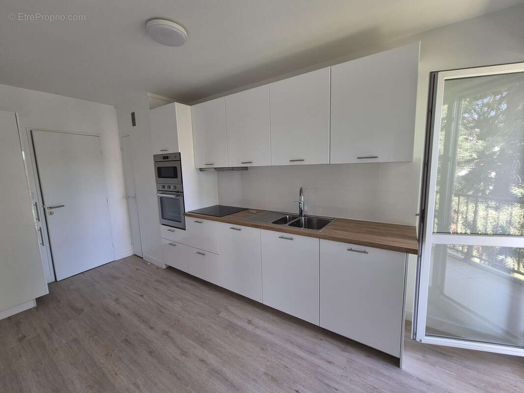 Appartement à VELIZY-VILLACOUBLAY