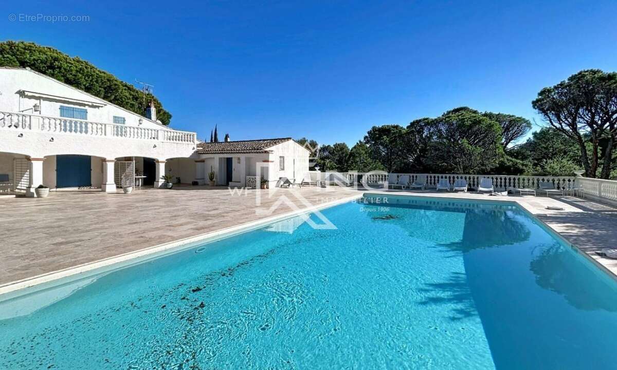 Appartement à SAINT-RAPHAEL