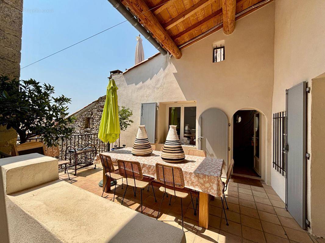 Maison à UZES